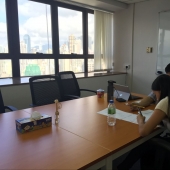 学生上课6.1 gh与郑其奐－香港的gh同学.jpg