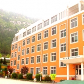 济南外国语学校校园风采学生公寓5.jpg